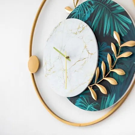 Suite Deluxe Esprit Royaute - Jacuzzi, Mulhouse Centre Apartment