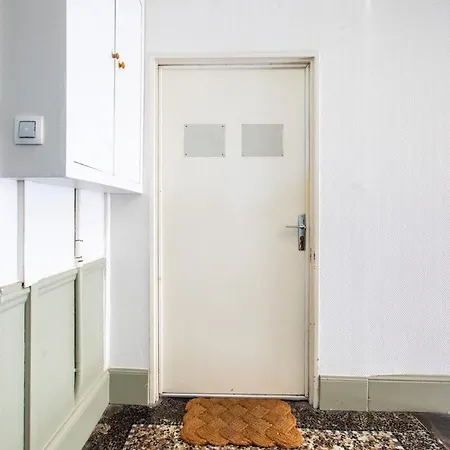 Suite Deluxe Esprit Royaute - Jacuzzi, Mulhouse Centre Apartment Mülhausen