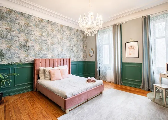 شقة Deluxe Esprit Royaute - Jacuzzi, Centre مُلووز