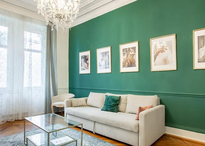 Deluxe Esprit Royaute - Jacuzzi, Centre